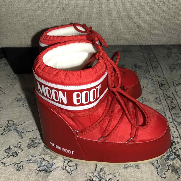 Moon Boots Icon Low Red Nylon Boots - Picture 4 of 9